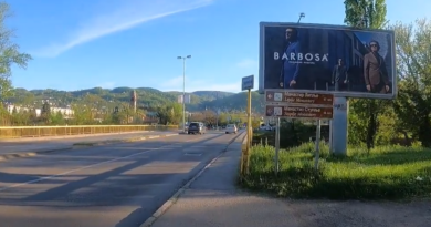 Mjesec dana nakon tragične saobraćajke u Banjaluci u kojoj je stradala pedagogica Milana Koprena još uvijek nije postavljen radar na Rebrovačkom mostu.